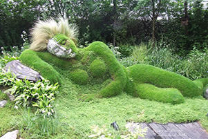 8 травяных скульптур